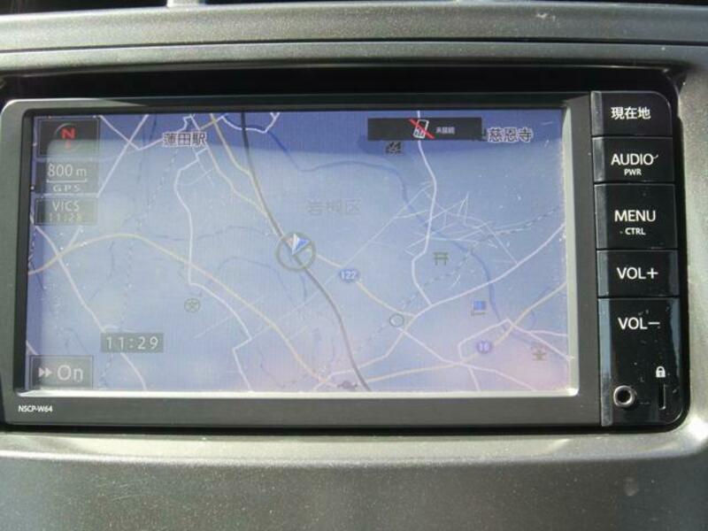 PRIUS ALPHA