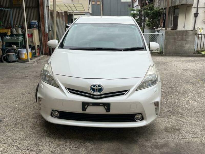 PRIUS ALPHA