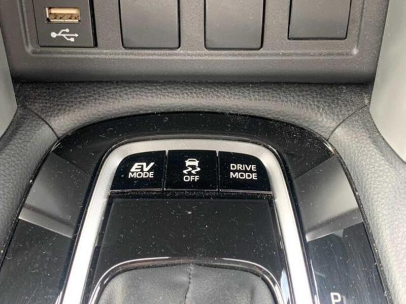 COROLLA CROSS
