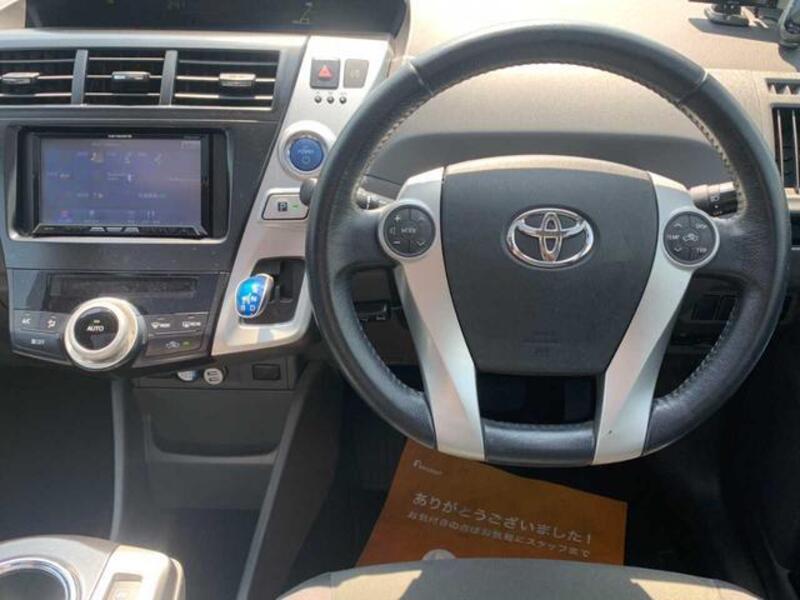 PRIUS ALPHA