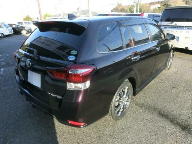 COROLLA FIELDER