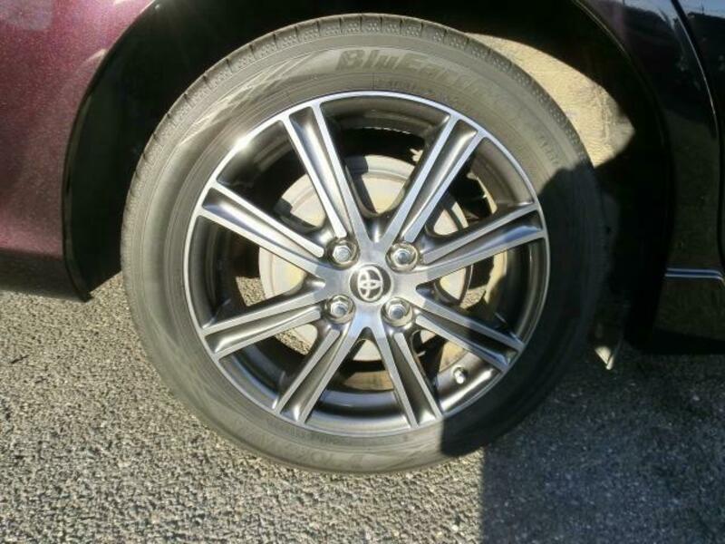 COROLLA FIELDER