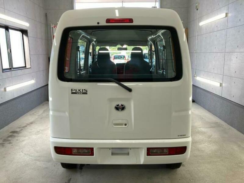 PIXIS VAN
