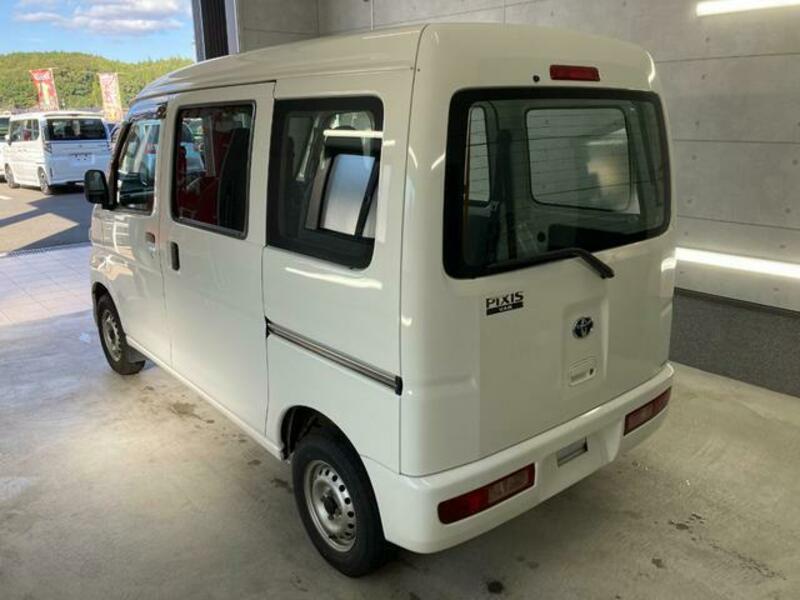 PIXIS VAN