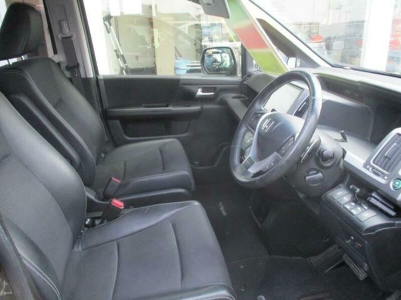 STEPWAGON SPADA