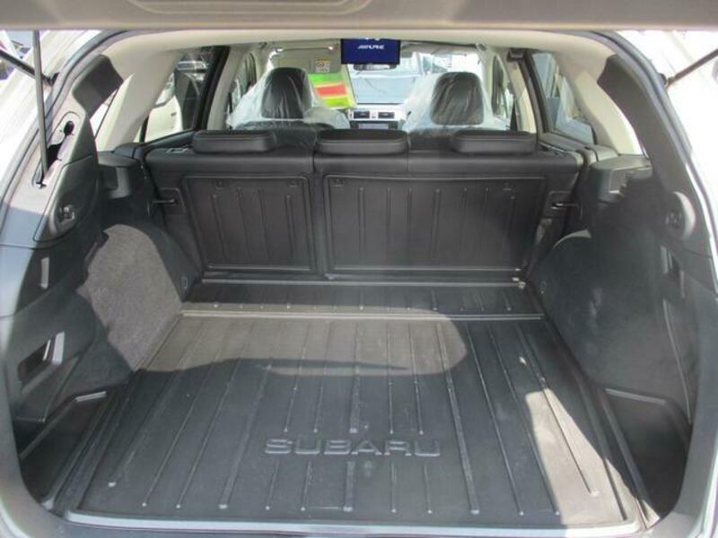 LEGACY OUTBACK