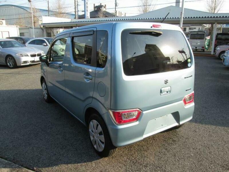 WAGON R