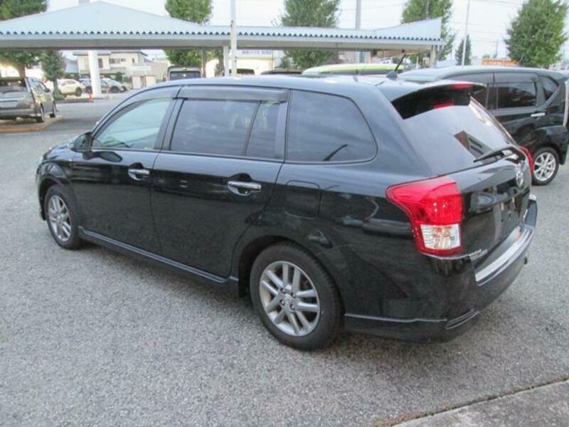 COROLLA FIELDER