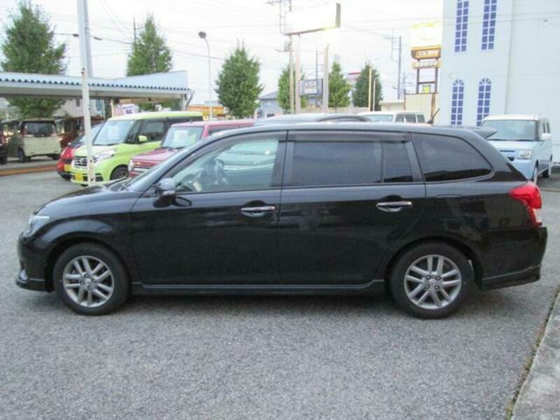 COROLLA FIELDER