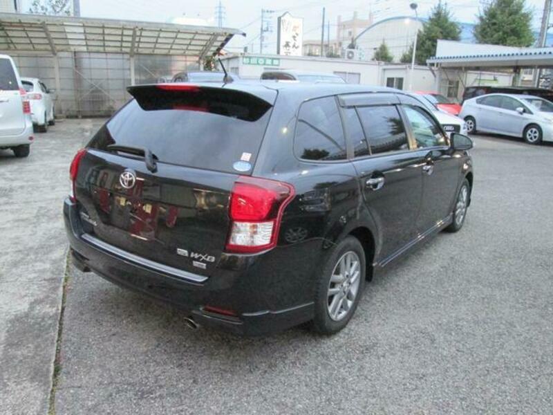 COROLLA FIELDER