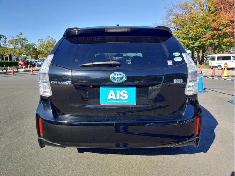 PRIUS ALPHA