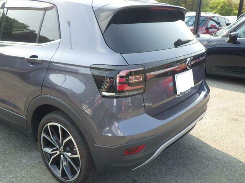 T CROSS