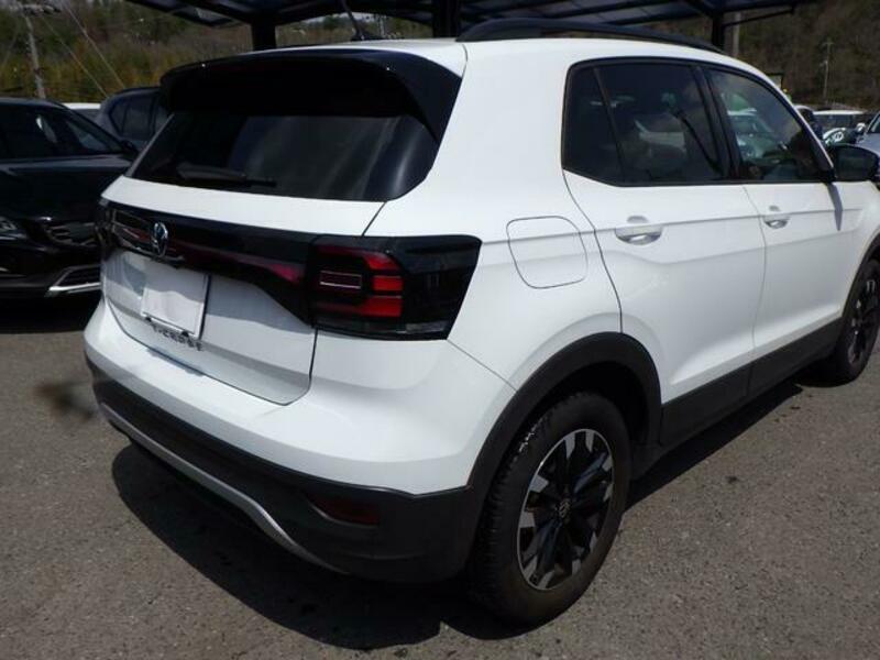 T CROSS