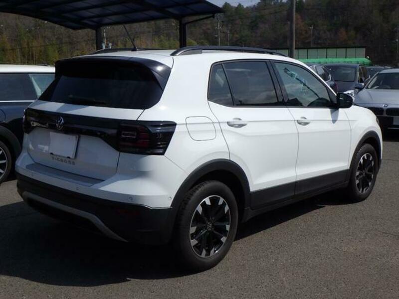 T CROSS