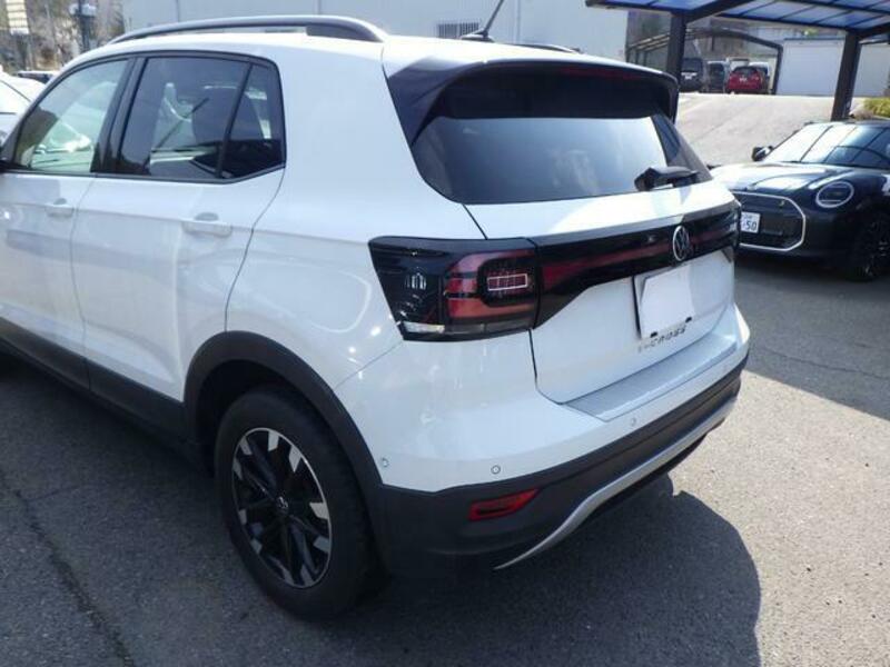 T CROSS