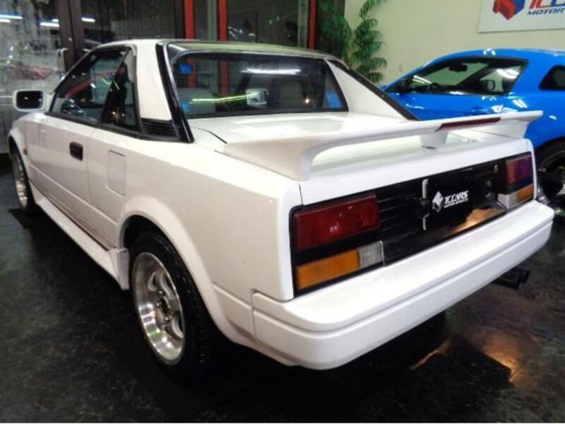 MR2