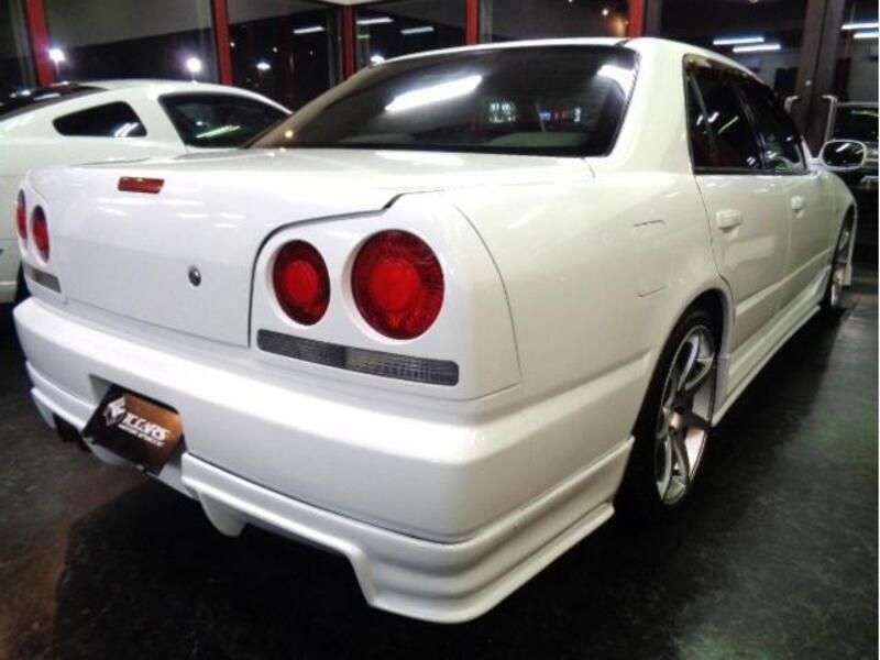 SKYLINE