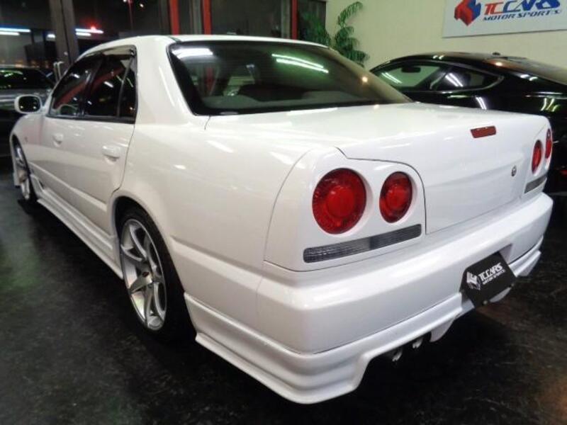 SKYLINE