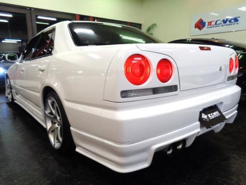 SKYLINE