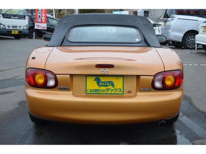 ROADSTER