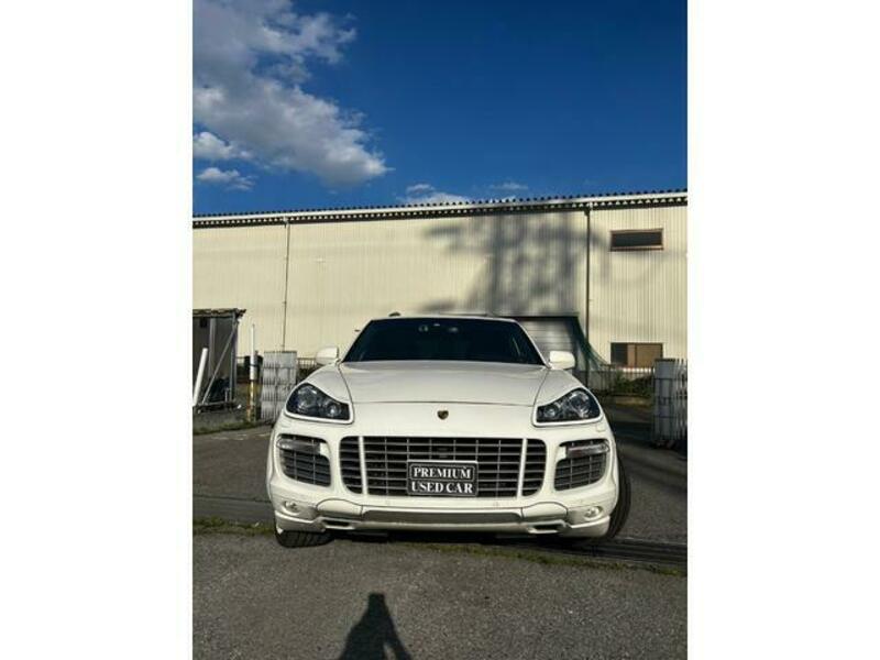 CAYENNE