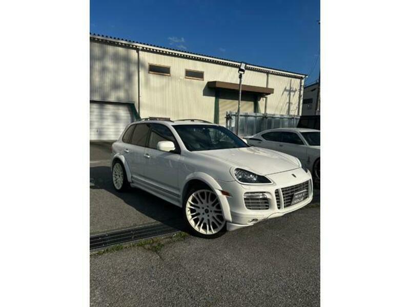 CAYENNE