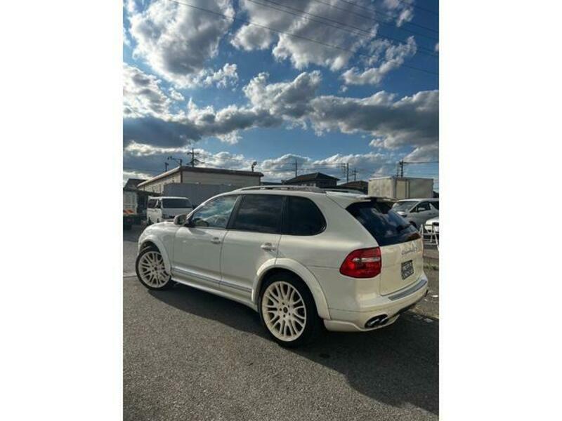 CAYENNE