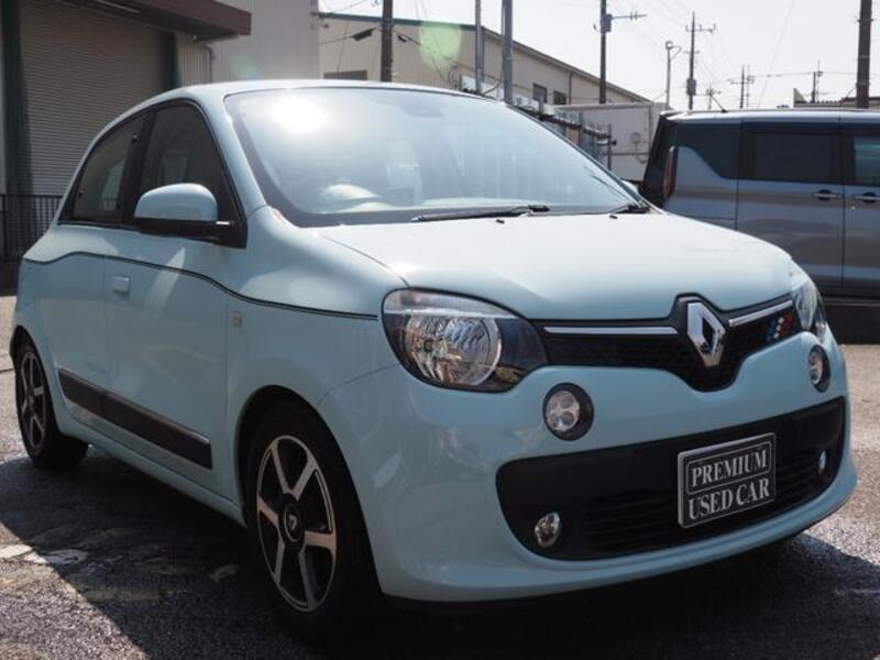 TWINGO