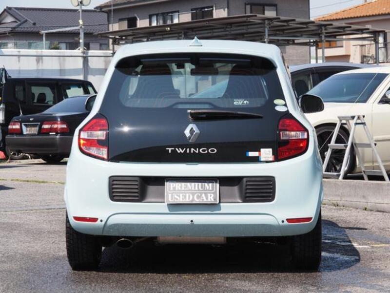 TWINGO