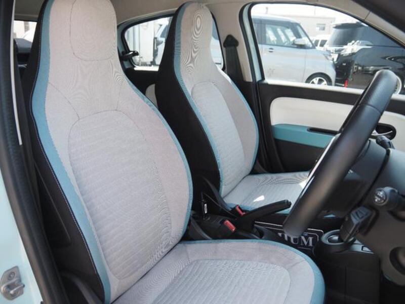 TWINGO