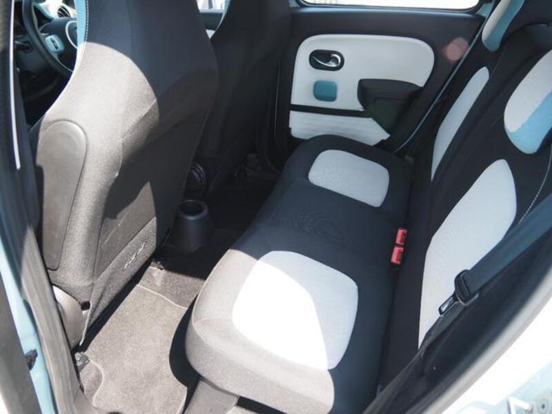 TWINGO