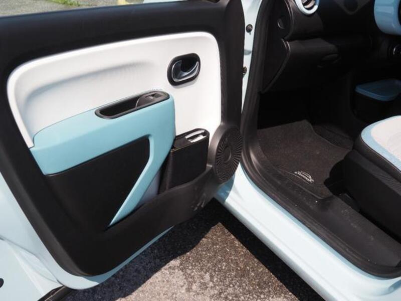 TWINGO