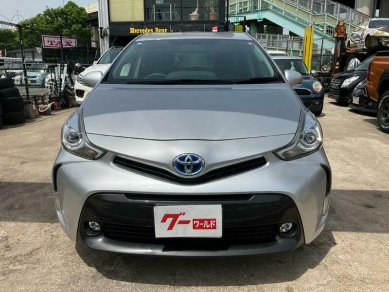 PRIUS ALPHA