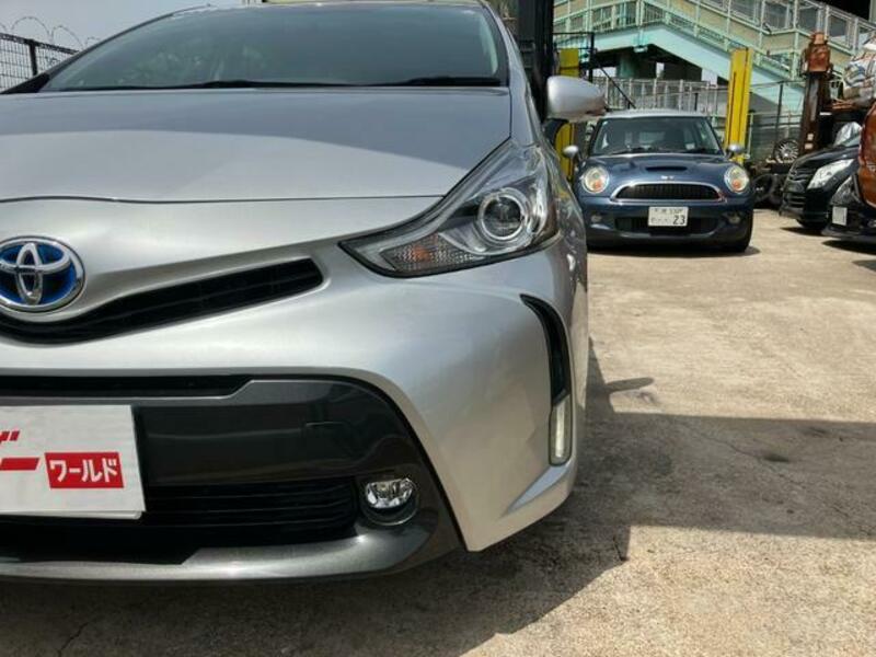 PRIUS ALPHA