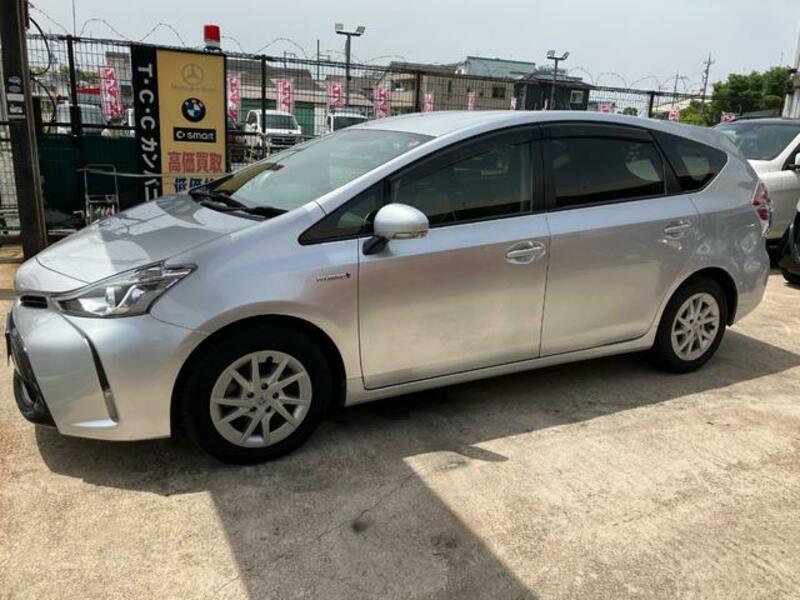 PRIUS ALPHA