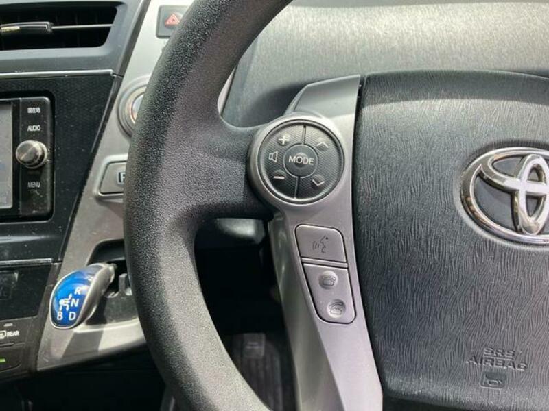 PRIUS ALPHA