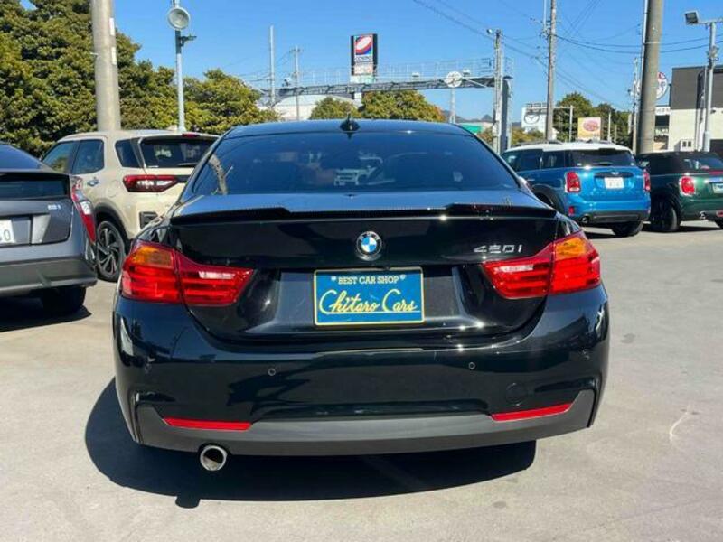 4 SERIES