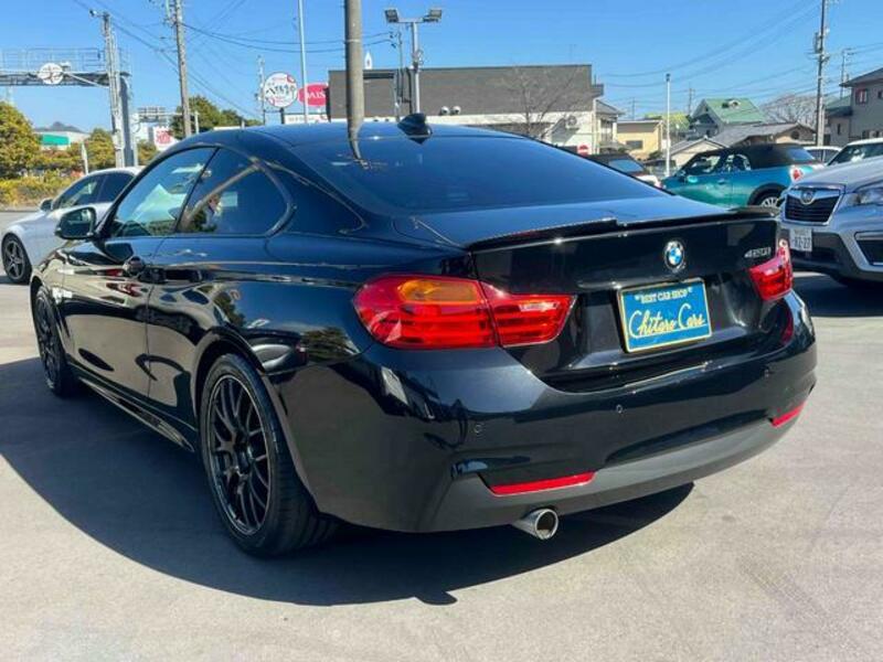 4 SERIES