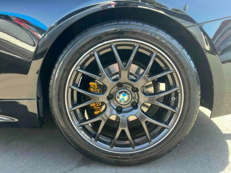 4 SERIES