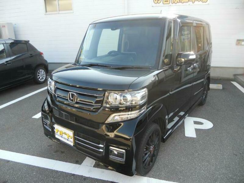 HONDA N BOX CUSTOM