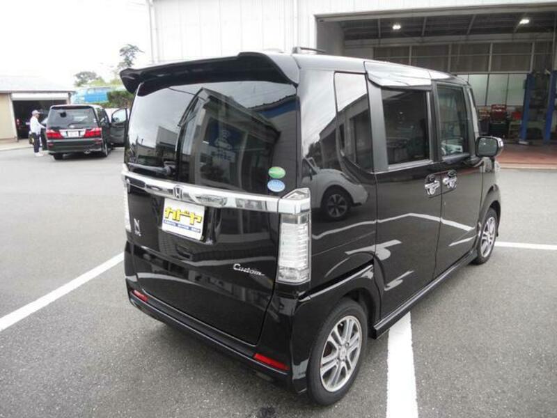 N BOX CUSTOM