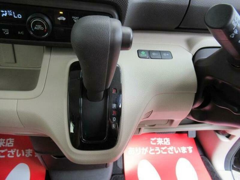 N BOX