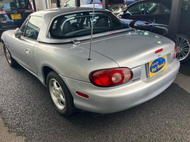 ROADSTER