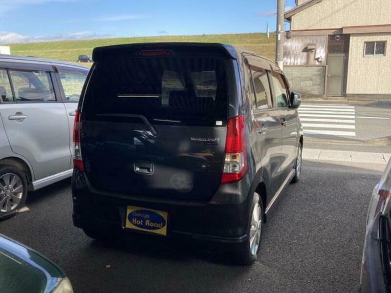 WAGON R