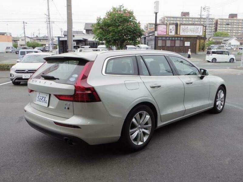 V60