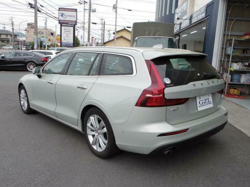 V60