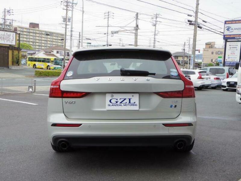 V60