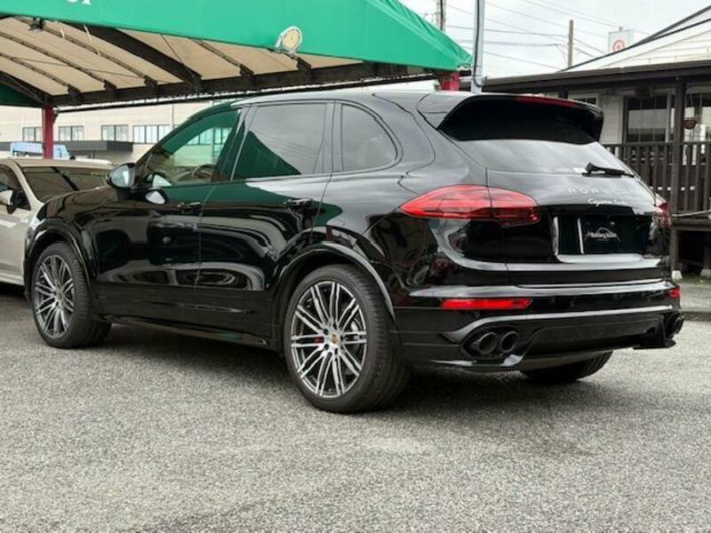 CAYENNE