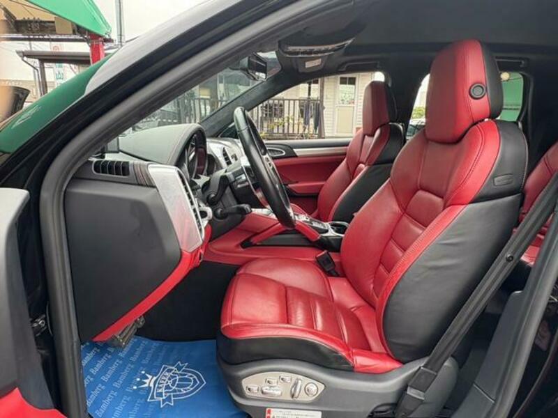CAYENNE