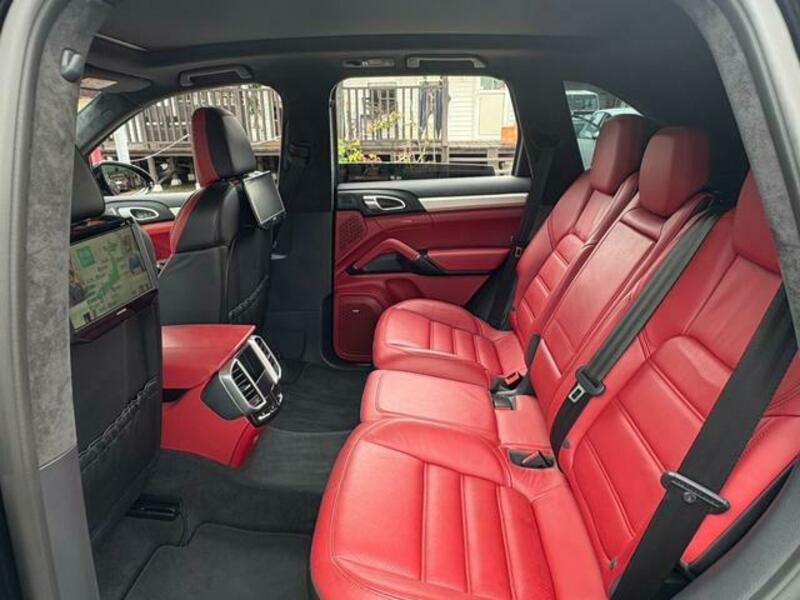 CAYENNE